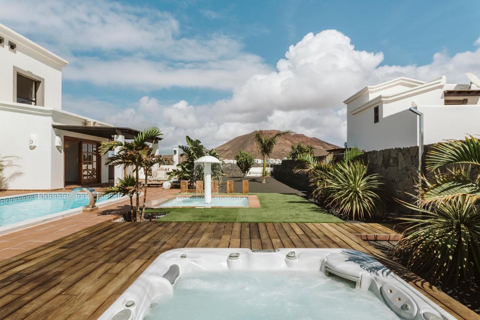 Villa Marabu Playa Blanca  Exterior photo